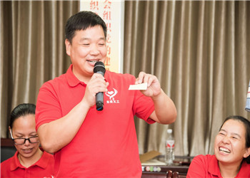 陳斌：公益是一種信仰，何樂不為？